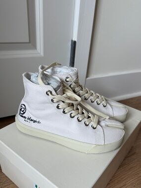 Maison Margiela Tabi high sneakers